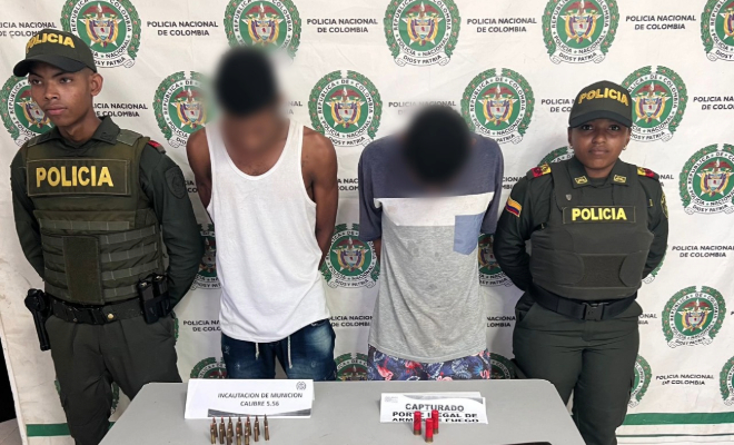 En Arjona dos sujetos fueron capturados con armas ilegales en procedimiento policíal 