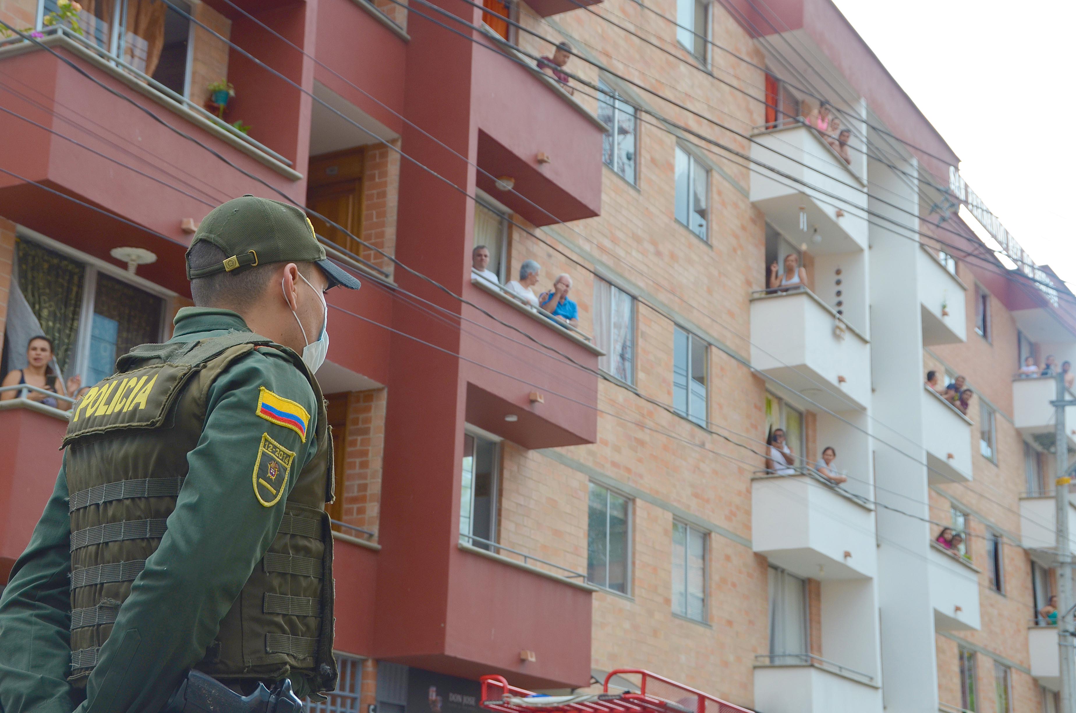 a la comunidad de algunos municipios del suroeste de Antioquia