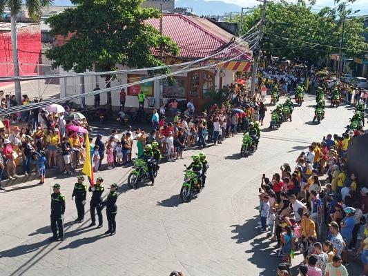desfile militar y policial, se conmemoraron los 213 años del Grito de Independencia en Colombia