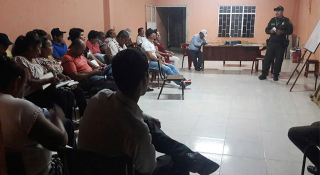 La Policía Nacional-graduó-22-líderes comunitarios-como-promotores de seguridad y convivencia-en el Meta