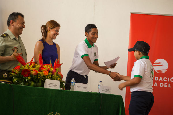 Graduación-64-guardianes-cívicos-del-turismo