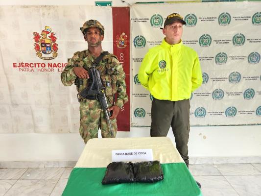 hallazgo base de coca