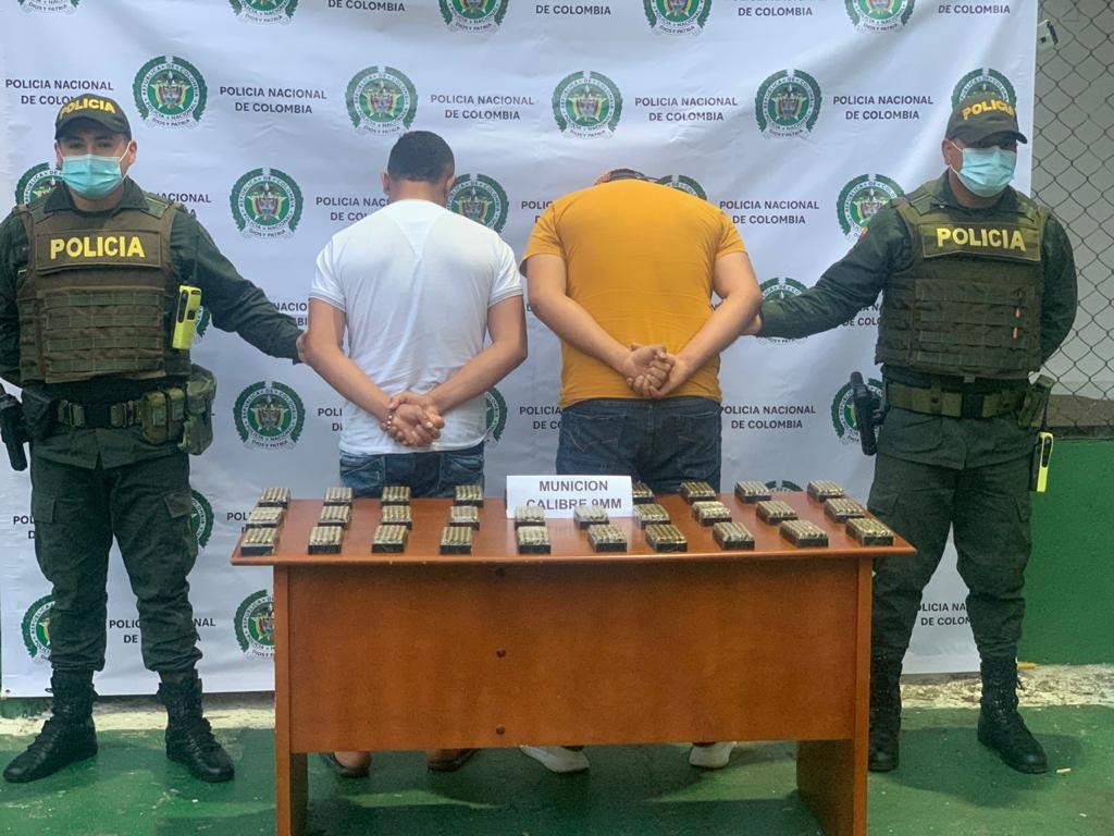 Capturados dos sujetos  tras hallazgo de abundante munición.