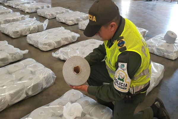 Mercancía-de-contrabando-incautada