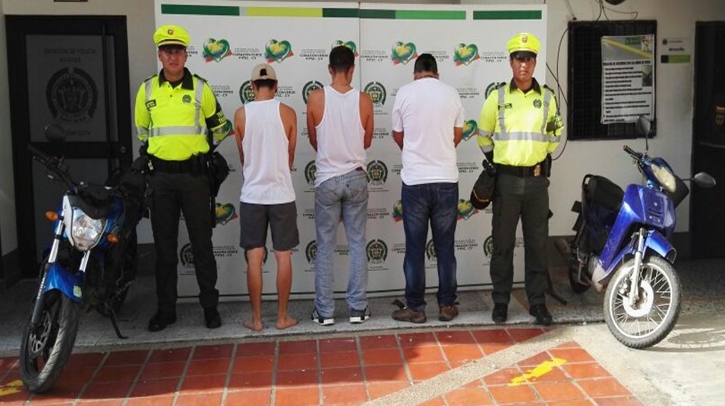 Luego de cometer el ilícito pretendían huir en dos motocicletas