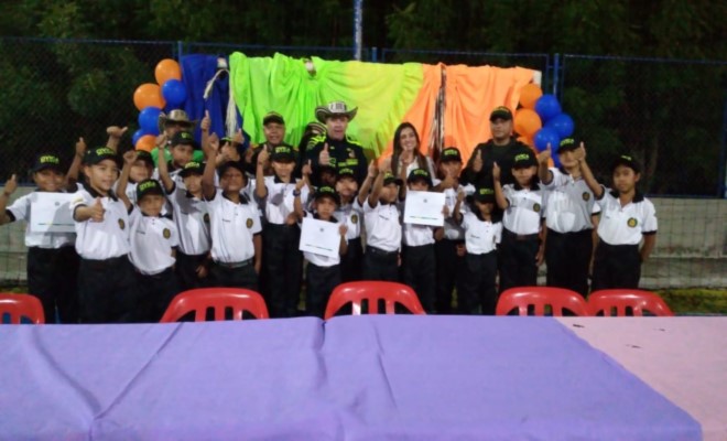 Graduamos al primer curso de Policía Cívica infantil indígena