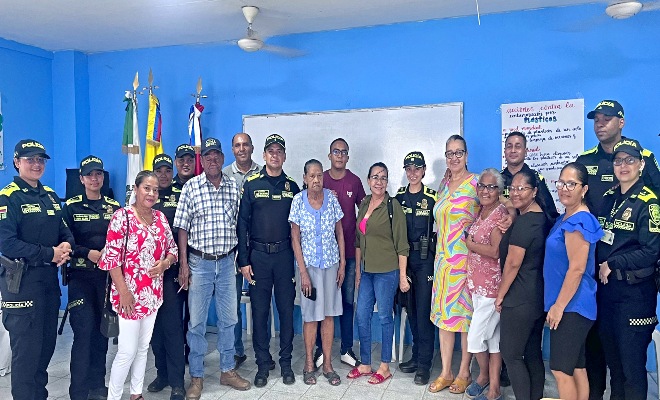 Policía Comunitaria y Líderes comunales evaluaron estrategias para fortalecer la convivencia.