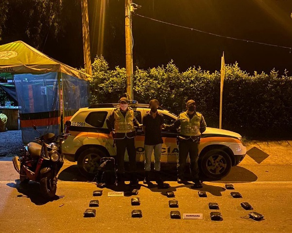 Marihuana-base-de-coca-y-bazuco-fueron-incautados-en-los-procedimiento-realizados 