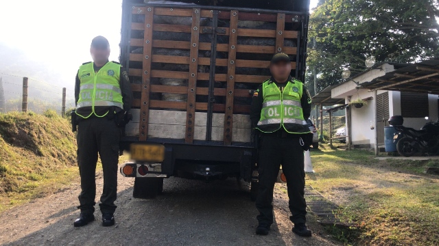 En la actividad operacional se incautan 1300 kilos de carbón vegetal y un vehículo