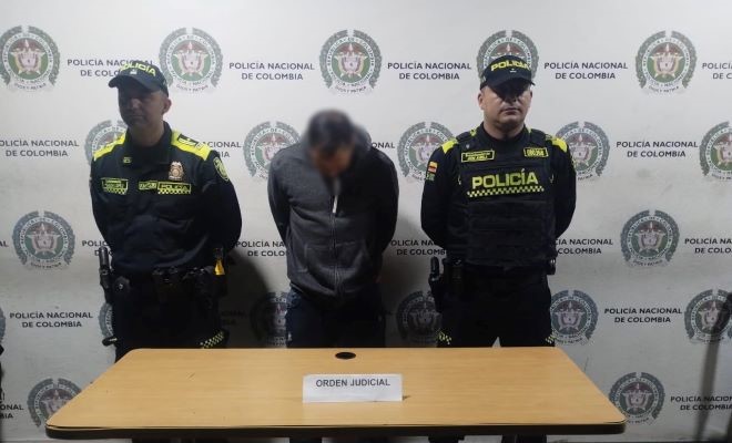 En el barrio el Cardal, es capturado un hombre por homicidio agravado y porte ilegal de armas de fuego