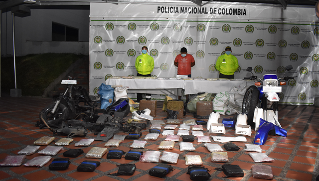 Se-logra-la-incautación-de-144-kilos-de-marihuana-y-la-recuperación-de-dos-motocicletas