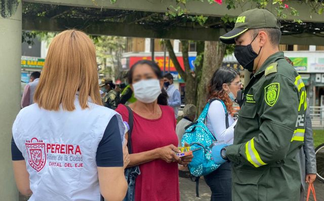 Concientizar-al-ciudadano-sobre-las-recomendaciones-de-bioseguridad-son-la-principal-estrategia