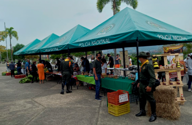 Las-actividades-comunitarias-se-desarrollaron-en-la-comuna-del-Café-Villa-Verde-y-Expofuturo-de-la-ciudad-de-Pereira