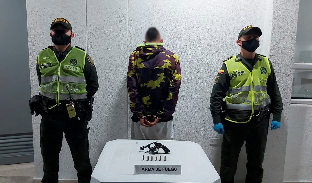 Tres-hombres-fueron-capturados-con-armas-ilegales-en-la-capital-risaraldense-y-el-municipio-de-Dosquebradas-Risaralda   