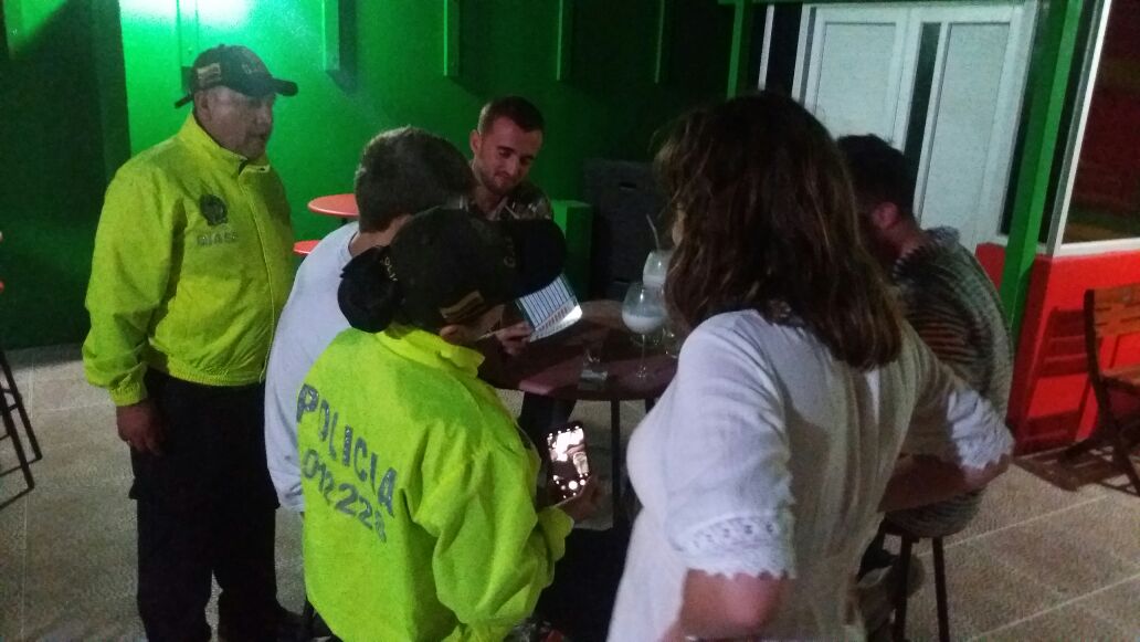 Policía Nacional y Gobernación Departamental intensifican planes de control a menores en la noche