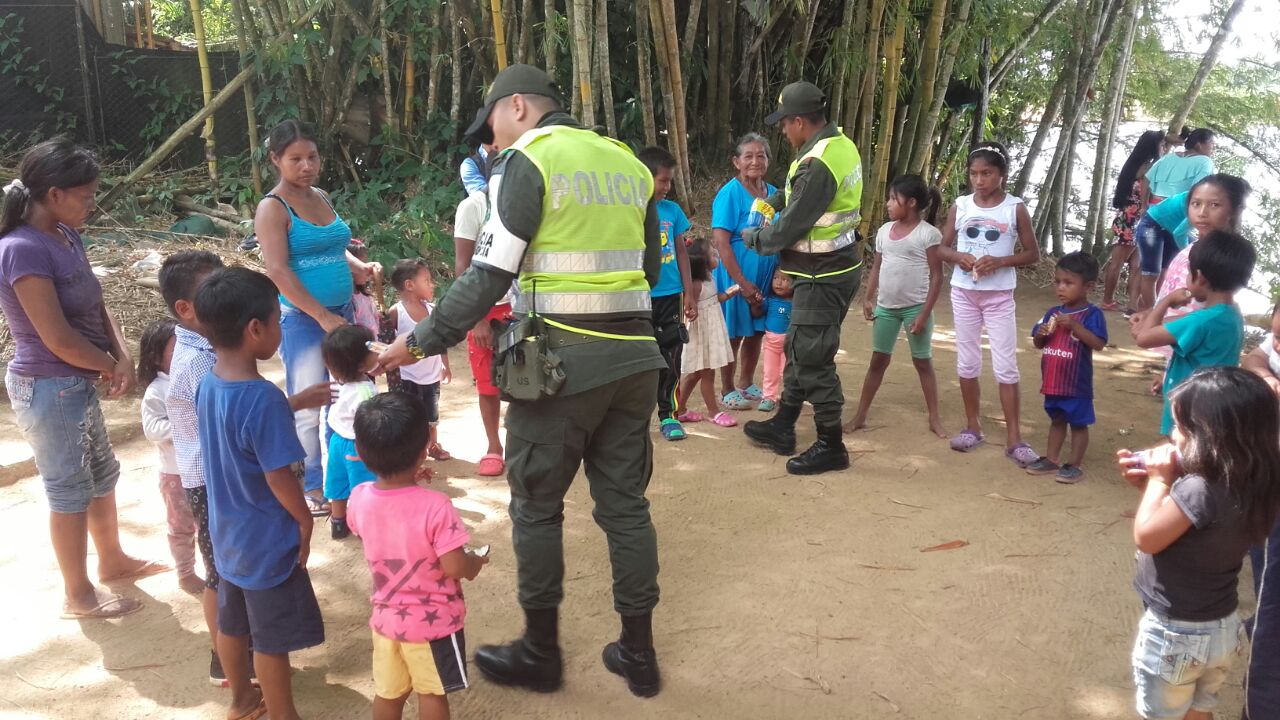 niños-de-las-comunidades-indígenas-de-Mitú 