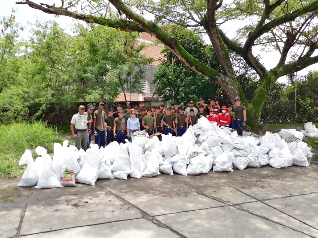 La ESBOL se vincula a la semana del reciclaje
