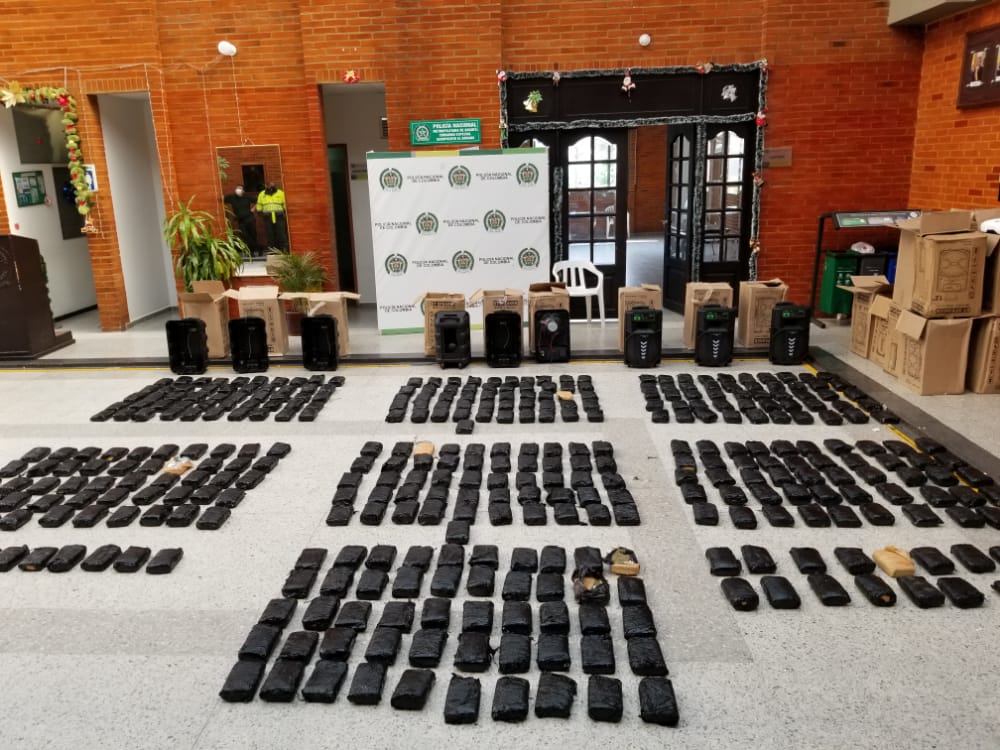 Cae-cargamento-e-marihuana-en-el-aeropuerto-internacional-El-Dorado