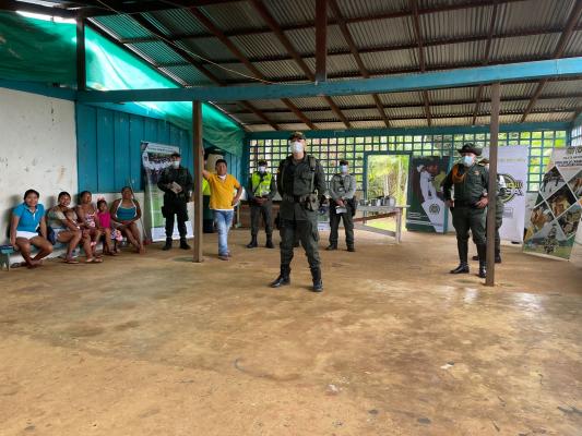 Encuentro Comunitario en el Barrio la Floresta