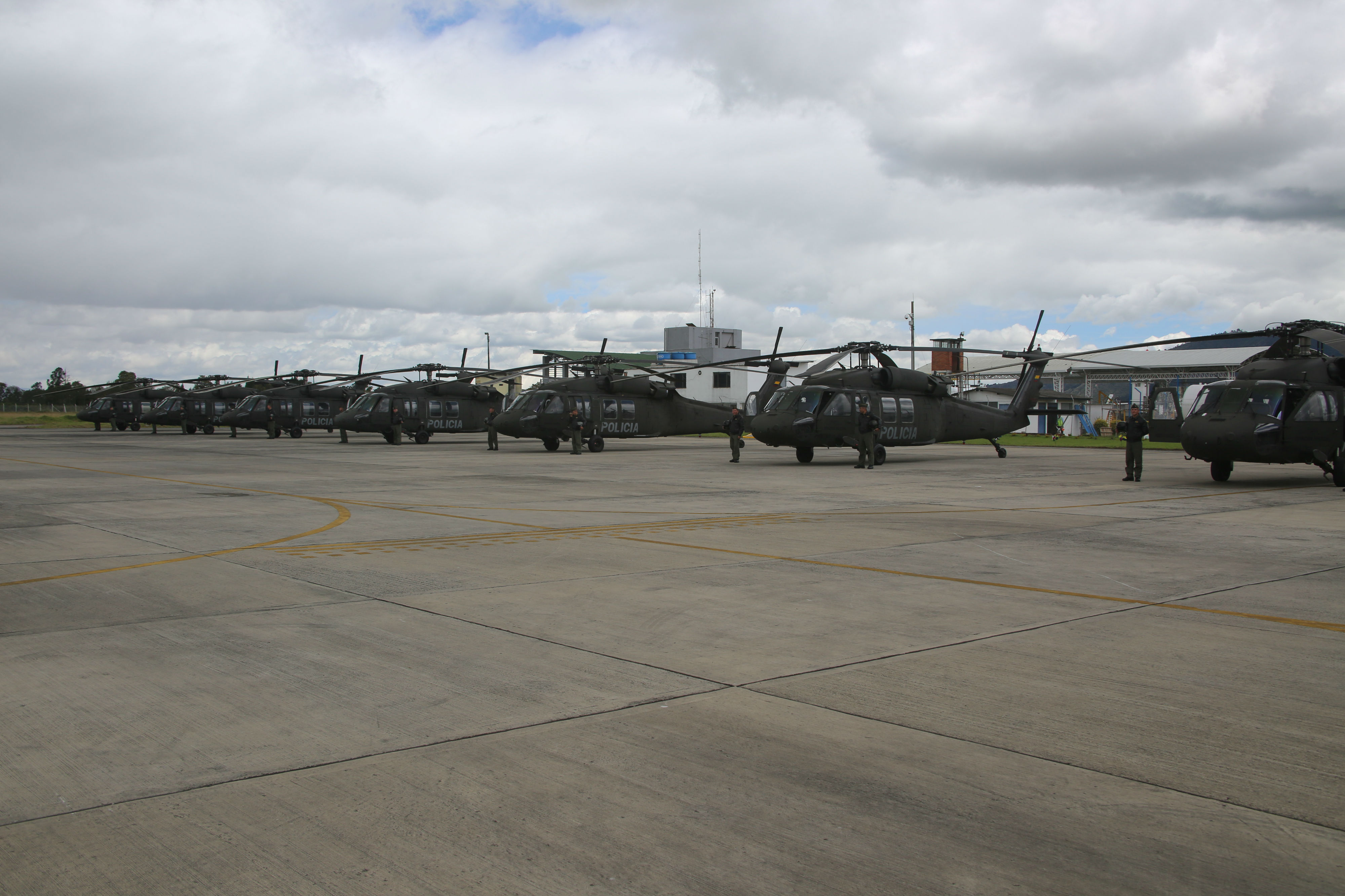 Inauguran-proyectos-del-área-de-Aviación-de-la-Dirección-de-Antinarcóticos-de-la-Policía-Nacional