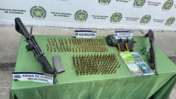 incautación de material de guerrera y material de intendencia