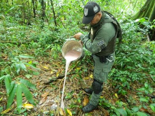 La Policía Nacional logró un importante hallazgo de material explosivo en zona rural del municipio de Florida