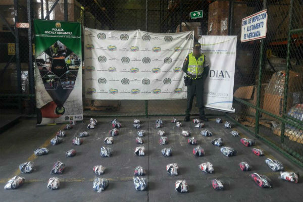 Incautacion-mercancia-de-contrabando.