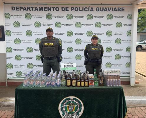 En actividades de registro y control se logró incautar licor y cigarrillos de contrabando