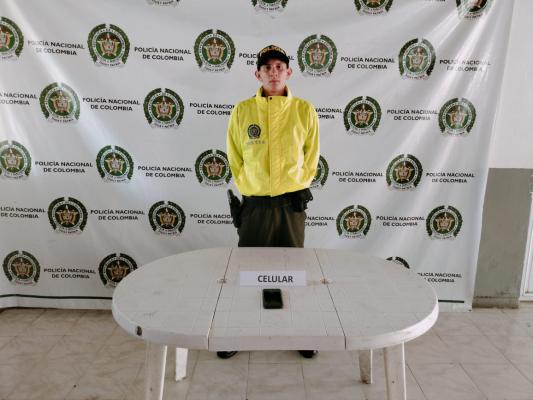 Incautación de celular reportado como hurtado 