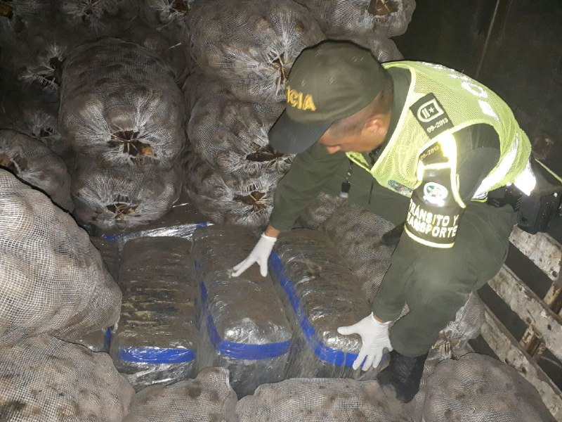 incautacion-dos-toneladas-de-marihuana-en-papa-policia-valle