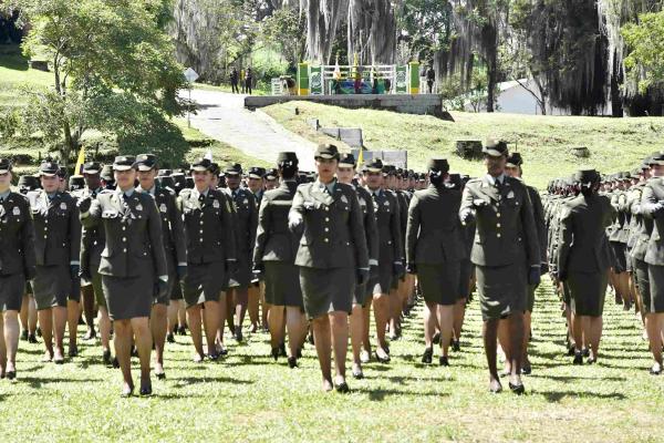 ingreso al campo de ceremonia curso 003