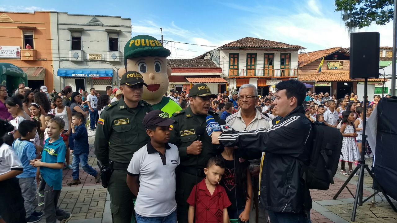 actividades-comunidad-trujillo-policia-valle