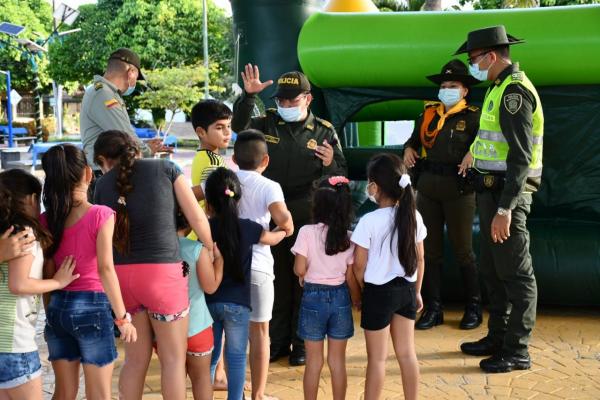 La Policía con toda su capacidad humana y logística realizó actividades de integración en el Meta 