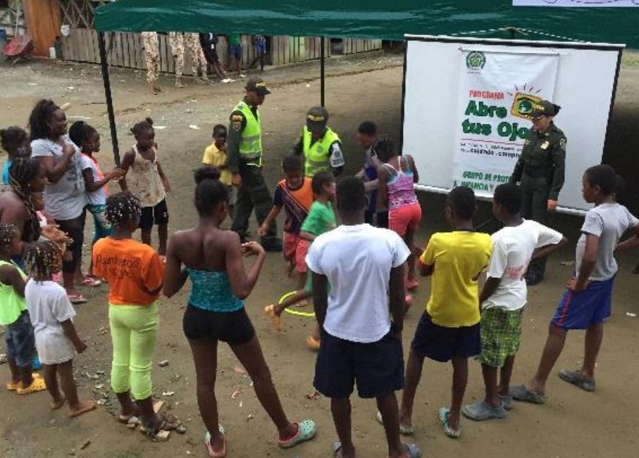 Jornada-de-recreacion-con-niños-del-corregimiento-vidri