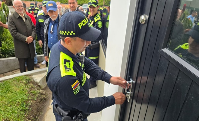 Con trabajo articulado