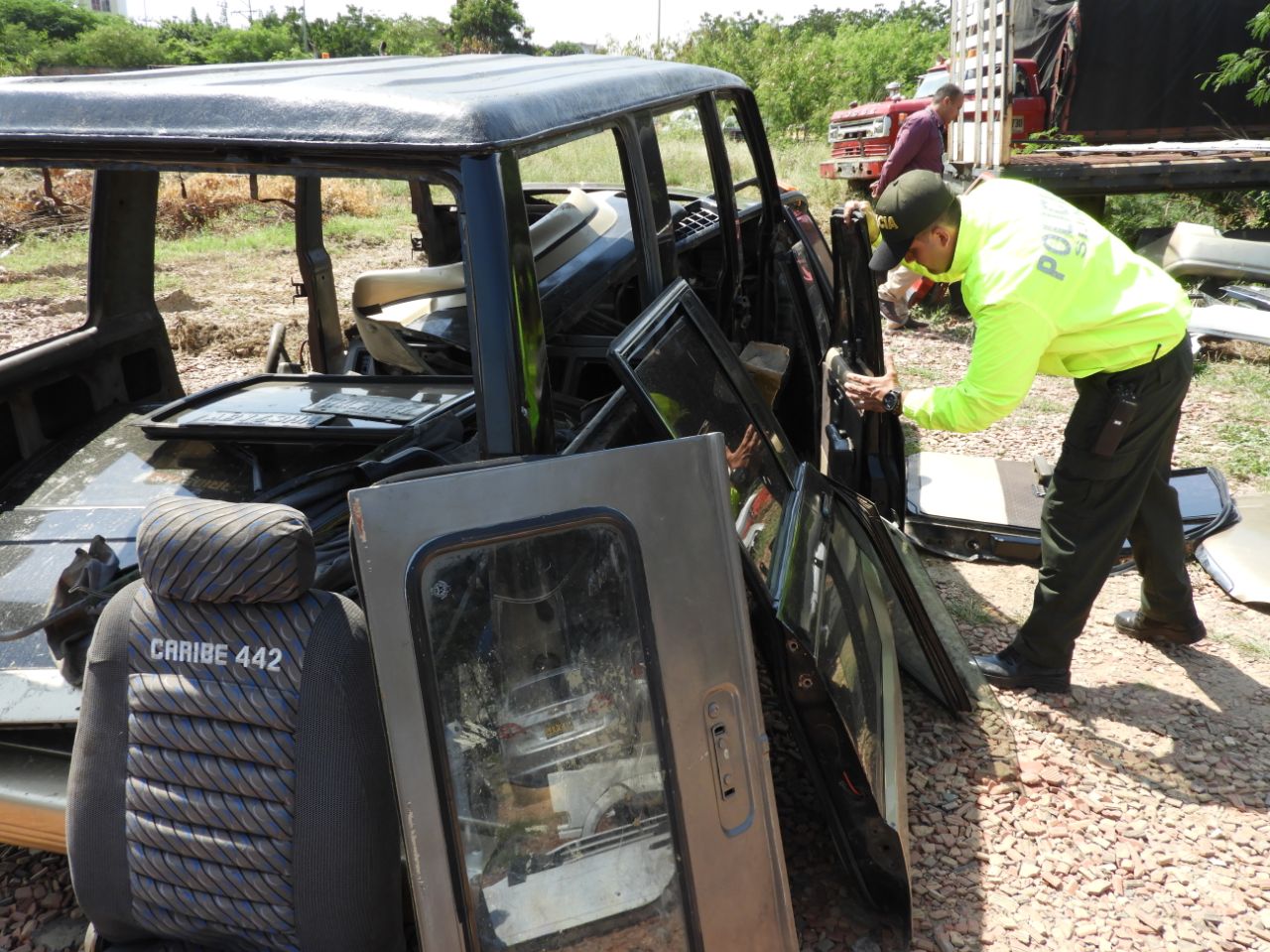 a-traves-de-acciones-investigativas-de-la-seccional-de-investigación-criminal-se-recuperaron-tres-vehiculos-de-alta-gama-y-la-captura-de-tres-hombres