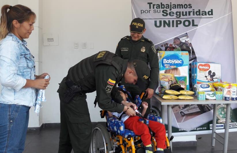 el-deseo-de-jesus-de-tener-una-silla-de ruedas nueva se hizo realidad 