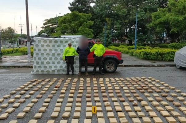 La Policía en el Meta realizó la captura de un hombre que trasportaba en un vehículo 316 kilos de marihuana