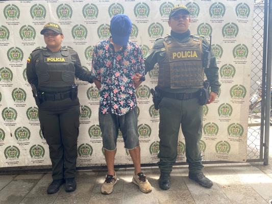 La Policía Nacional capturó a un hombre por orden judicial por el delito de hurto 