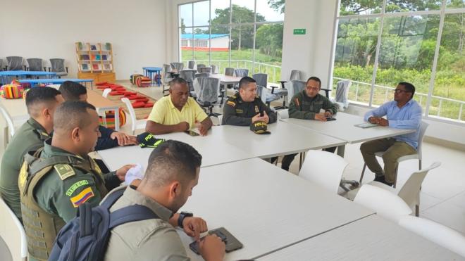 La Policía Nacional realiza encuentro con presidentes de juntas de acción comunal en Marialabaja.