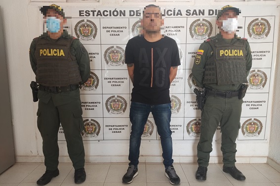 Lo capturamos cuando se desplazaba por toda la vía nacional