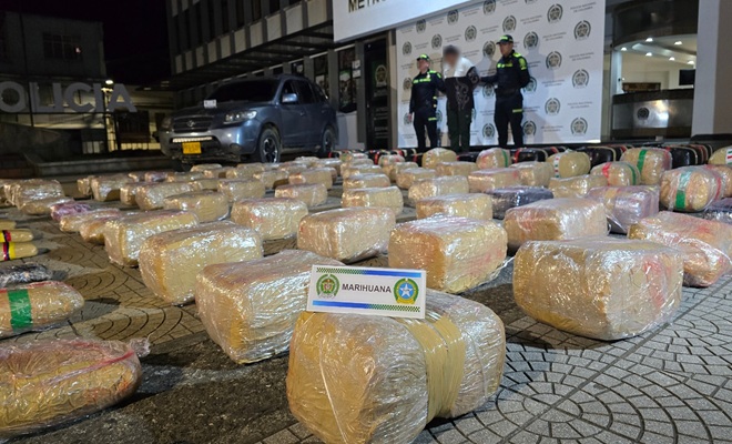 hombre de 25 años, sorprendido transportando más de 500 kilos de marihuana en una vía nacional