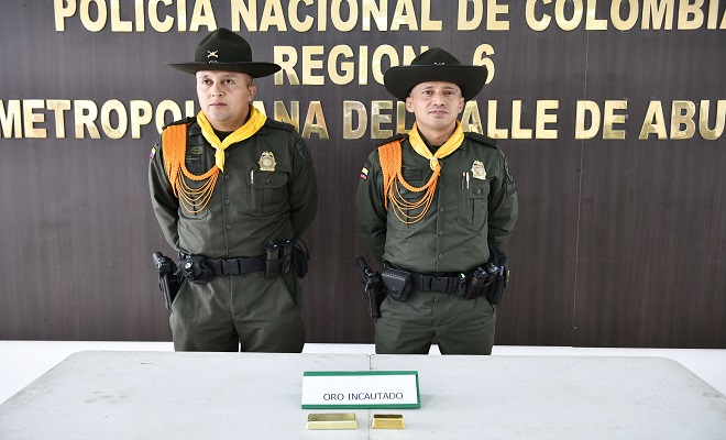 mas-de-dos-mil-gramos-de-oro-incautado-por-personal-de-carabineros