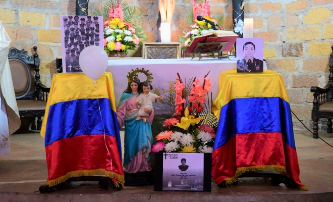 Ceremonia héroes de Colombia