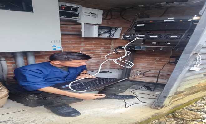 Actividades de potencialización y mantenimiento de sitios de repetición con el fin de tener una comunicación efectiva mediante radio 