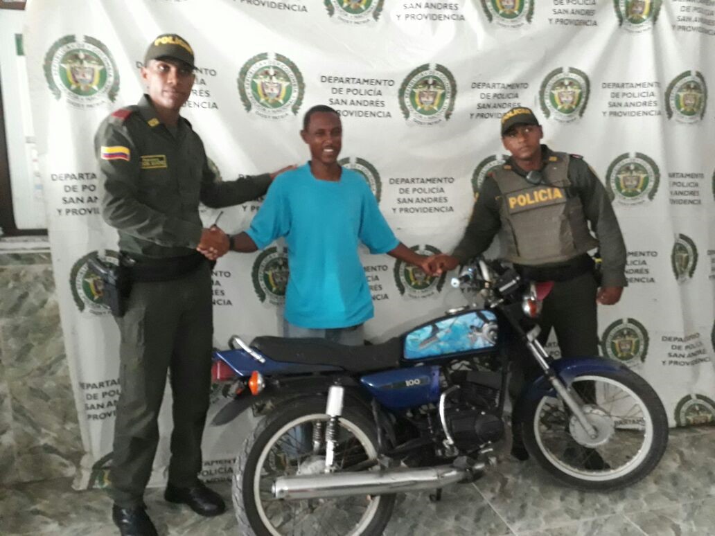  motocicleta_recueprada