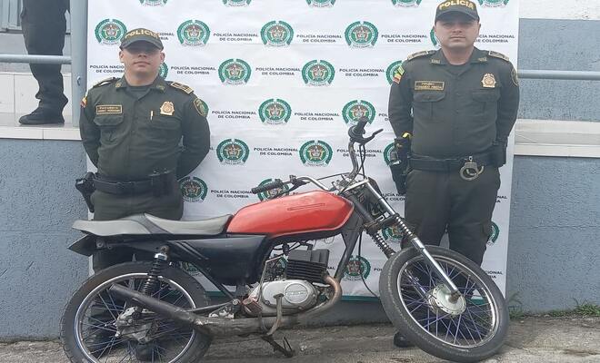 Se logró resultado positivo luego de encontrar abandonada la moticicleta 