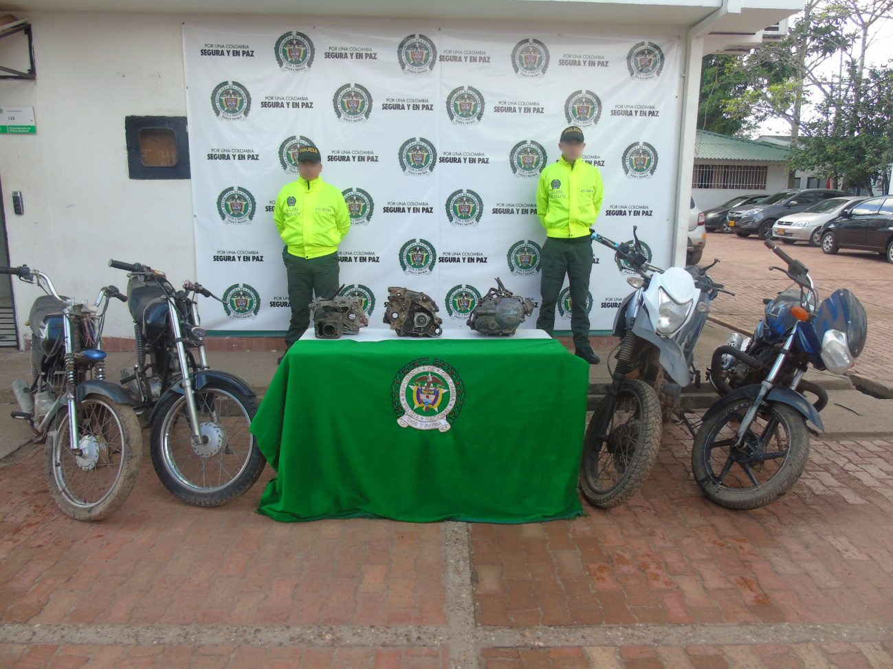 Mediante varias horas de registro y control Policía Nacional recupera cuatro motos y dos motores hurtados