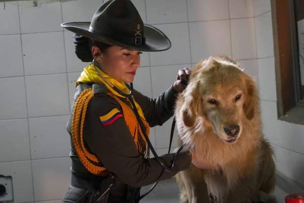 mujer policia cumplio su sueño 