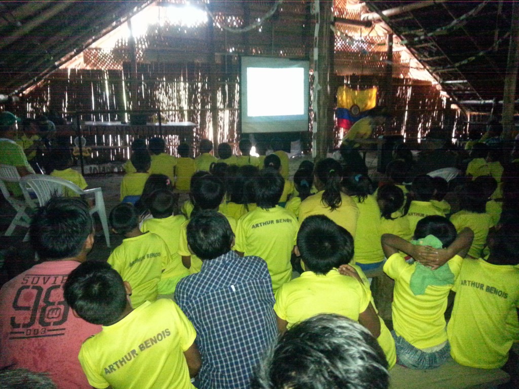 mundial-de-futbol-comunidades-indigenas-vaupes-departamento-de-policia-vaupes.